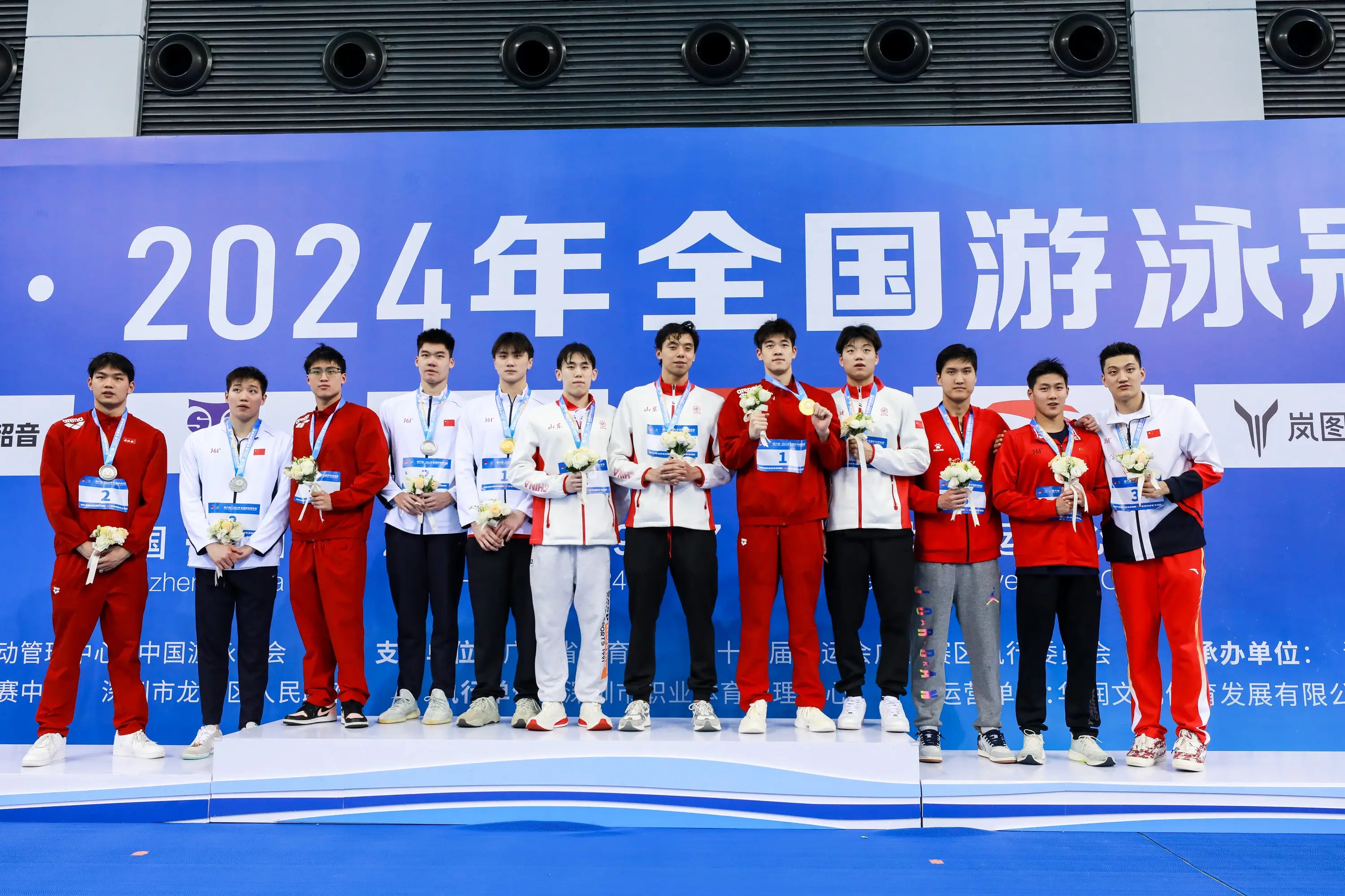 中国泳军在巴黎奥运会创佳绩：2金3银7铜