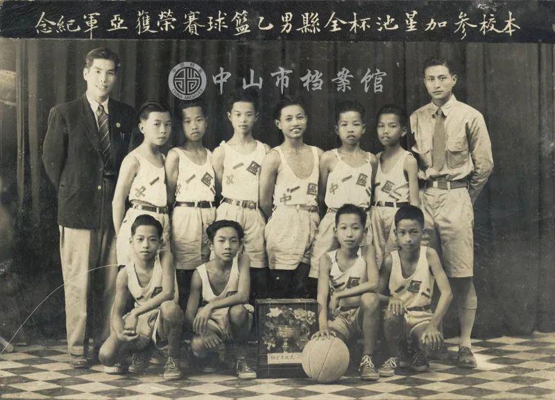斗门中小学篮球比赛冠军_2019小学篮球比赛_全国篮球小学生冠军