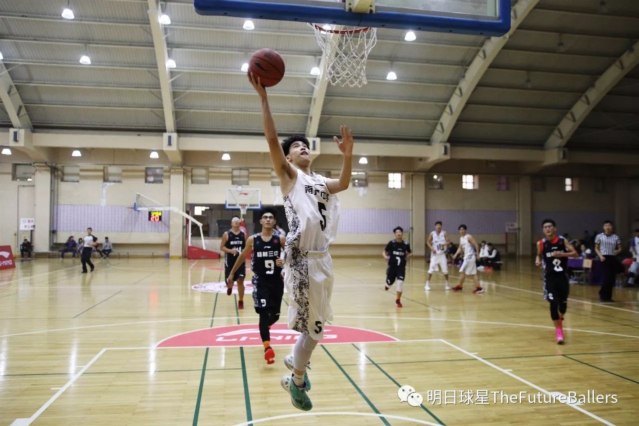 中心小学篮球比赛_龙门小学篮球比赛_斗门中小学篮球比赛冠军
