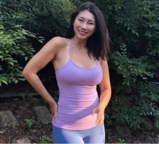 健身达人李殷娜图片_李殷娜健身_42岁李殷娜