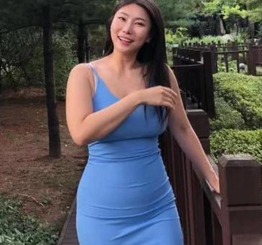李殷娜健身_健身达人李殷娜图片_42岁李殷娜