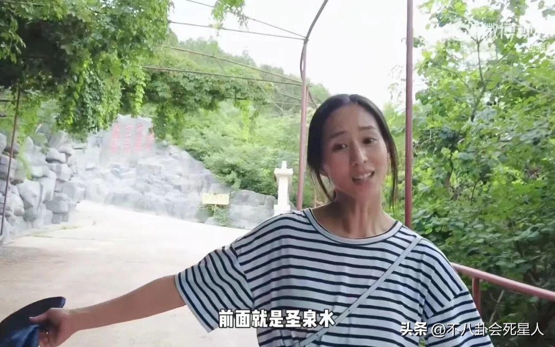 健身女星_健身明星女的_经常健身的女明星