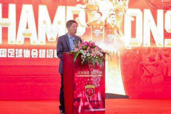 上海海港足球俱乐部队员_上海海港足球队_上海海港足球俱乐部拿过冠军吗