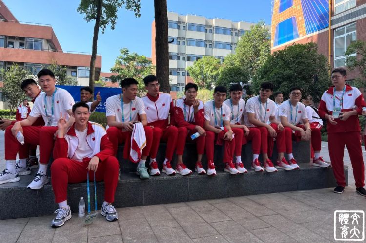 亚运会大学生篮球冠军_篮球亚运冠军大学生会获奖吗_大学篮球赛冠军
