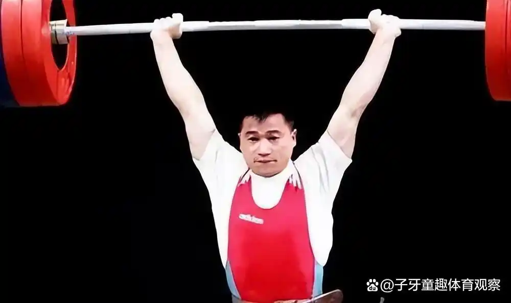 举重冠军简介_举重世界冠军段旭刚_举重冠军世界段旭简介